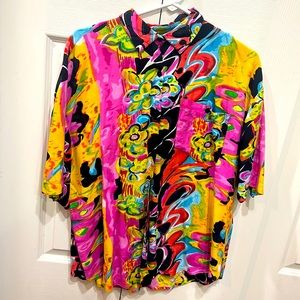 VINTAGE artsy 90’s shirt. LARGE